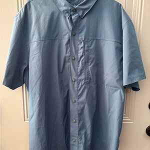 Under Armour Men's Blue Short Sleeve Shirt